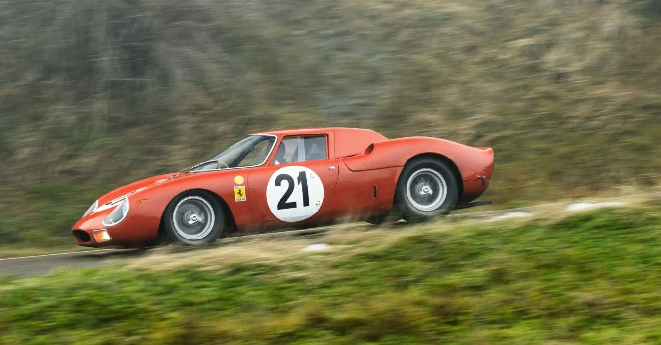 ferrari.jpg